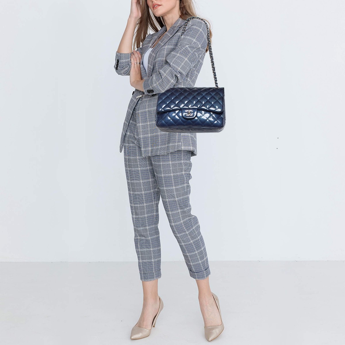 Chanel Navy Blue Iridescent Patent Leather Classic Jumbo Double