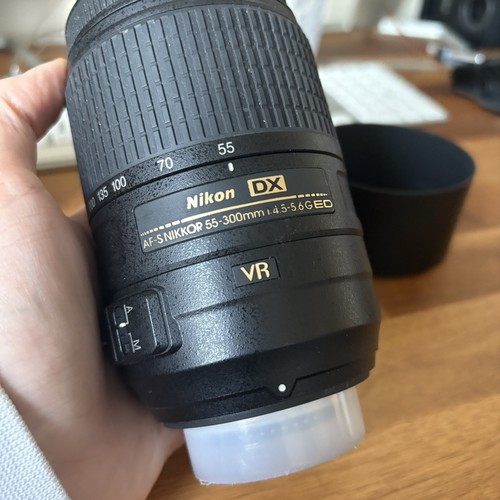 Nikon AF-S DX Nikkor 55-300mm f/4.5-5.6G ED VR Obiettivo Zoom - Funzionante, Fungo - Foto 3 di 7