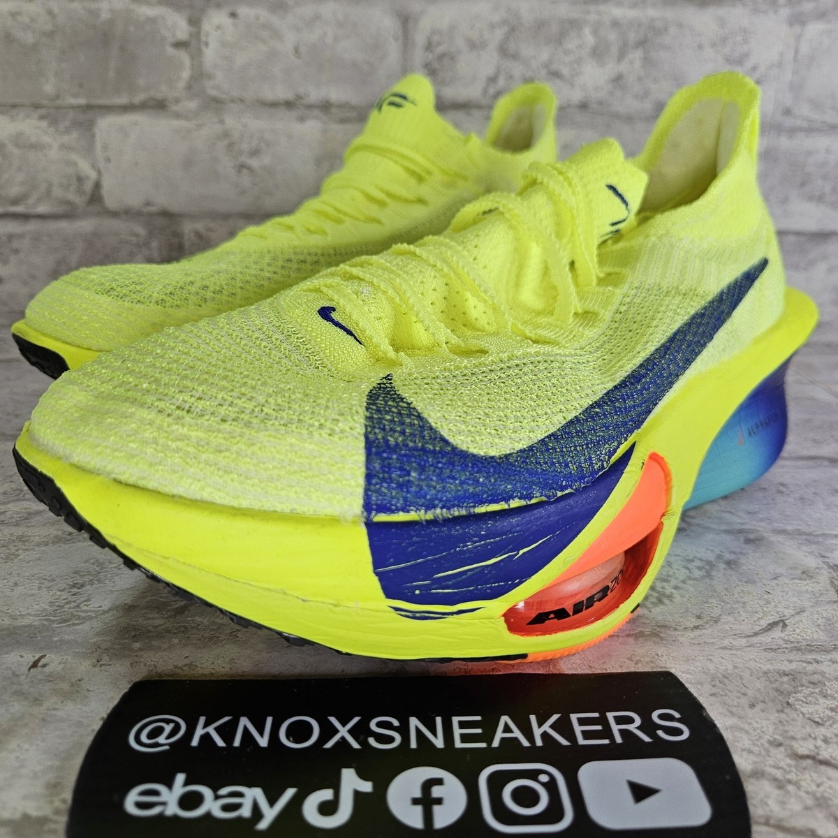 Nike Air Zoom Alphafly Next% 3 Volt Running Shoes FD8311-700