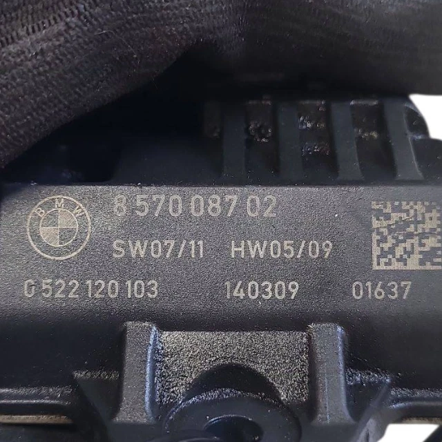 BMW X1 E84 2014 relé diésel bujías precalentamiento sistema 857008702 JUT238000 - Imagen 4 de 4