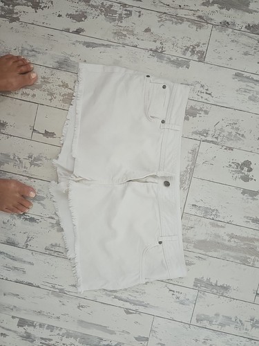 Henry Holland White Denim Shorts Size 18