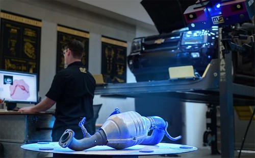 MagnaFlow Catalytic Converter 5491317: California Grade, Direct-Fit, Compatible - Picture 2 of 6