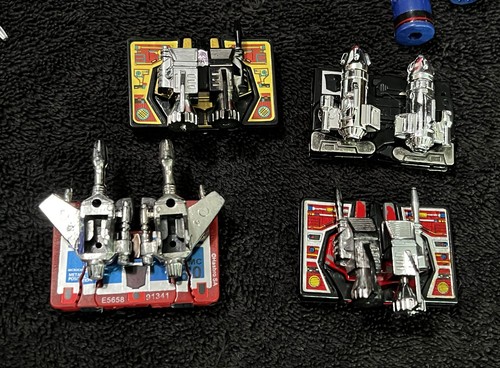 G1 1984 PRE RUB SOUNDWAVE VINTAGE • COMPLETE w/SPEC • 4 CASSETTES • TRANSFORMERS - Picture 8 of 13