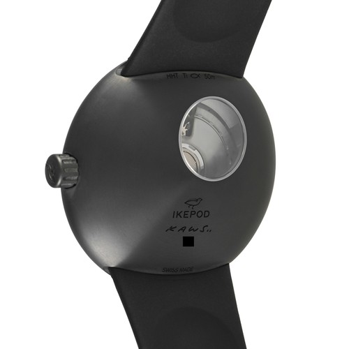 Ikepod KAWS Horizon Red Dial Uhr HHTK03 - Bild 3 von 5