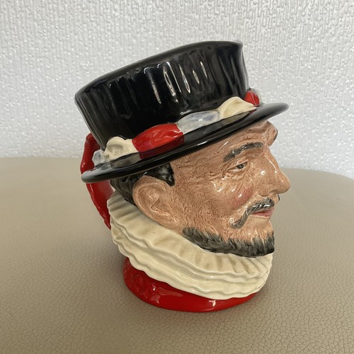 Royal Doulton ~ “Beefeater” ~ D6206 ~ Large Character Jug ~  Lovely Condition - Picture 2 of 7