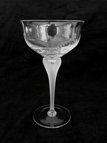 Vintage Spiegelau Germany frosted stem crystal wine glasses [SET OF 5] 7 inches - Picture 7 of 10