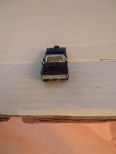 Small Micro Machine 1961 Lincoln Open Top Limousine in Black # 2 - Picture 2 of 5