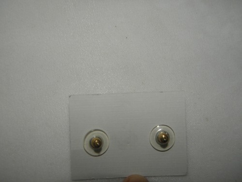 PENDIENTES ZAFIRO AZUL CRISTAL AUSTRIACO TACHUELA CON POSTES TONO DORADO NUEVOS - Imagen 4 de 5
