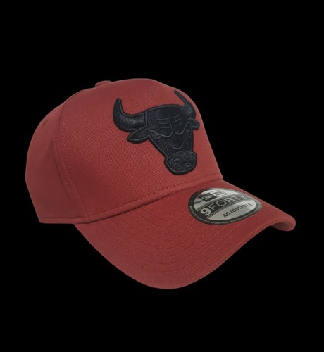 CHICAGO BULLS NBA NEW ERA 9FORTY RED & BLACK SNAPBACK CAP HAT LA NY NFL MBL - Picture 3 of 3