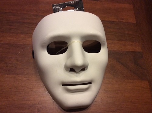 Fun world adult face masks - Picture 5 of 6