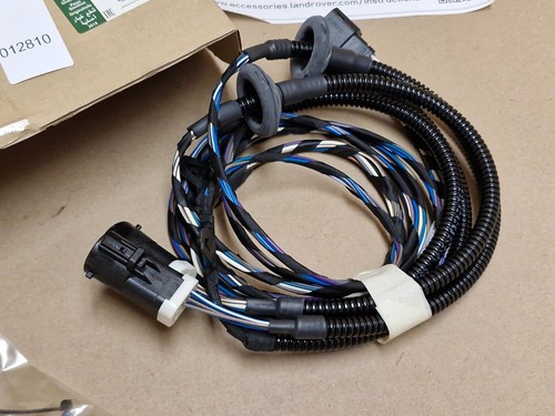 Range Rover Vogue Deployable Side Step Wiring Harness 2014-on VPLGP0290 Genuine - Picture 3 of 8