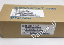 New in box Yaskawa SGM-01L314P AC Servo Motor Free fast shipping