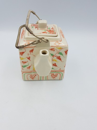 VTG CHINESE SQUARE TEAPOT CRACKLE GLAZE HAND PAINTED FLORAL METAL COIL HANDLE - Picture 4 of 12