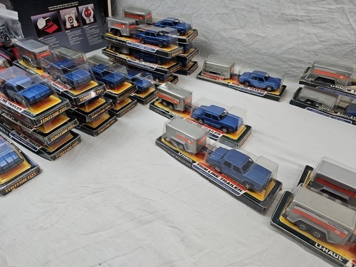 NEW VINTAGE DIECAST UHAUL TRIM LINE TRAILER BY TOOTSIETOY IN ORIGINAL PACKAGING - Picture 6 of 8