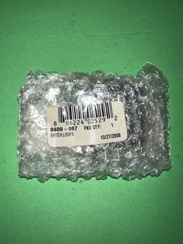 Arctic Cat OEM Light Switch 0409-067 New - Picture 1 of 3