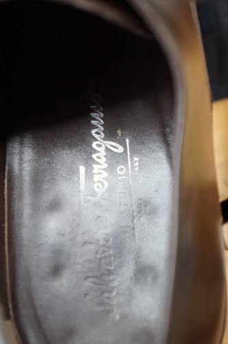 Salvatore Ferragamo Studio Delantal Cosido Puntera Oxford Hecho en Italia Talla 9.5D - Imagen 10 de 10