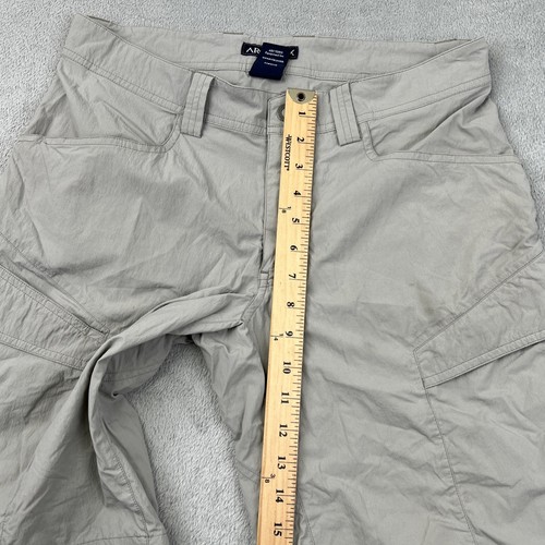 Arc’teryx Rampart Shorts Mens 31x12 Cargo Outdoor Hiking Trail Gorpcore Nylon - Picture 15 of 20