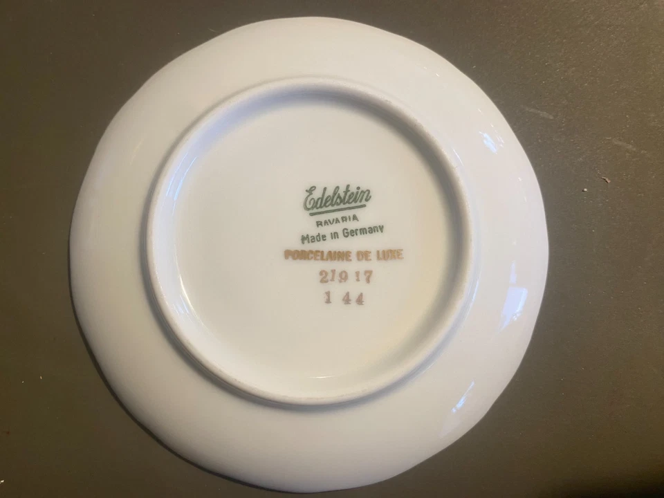 un service à café Bavaria porcelaine de luxe ( ma réf : 588 § ) - Photo 4/4