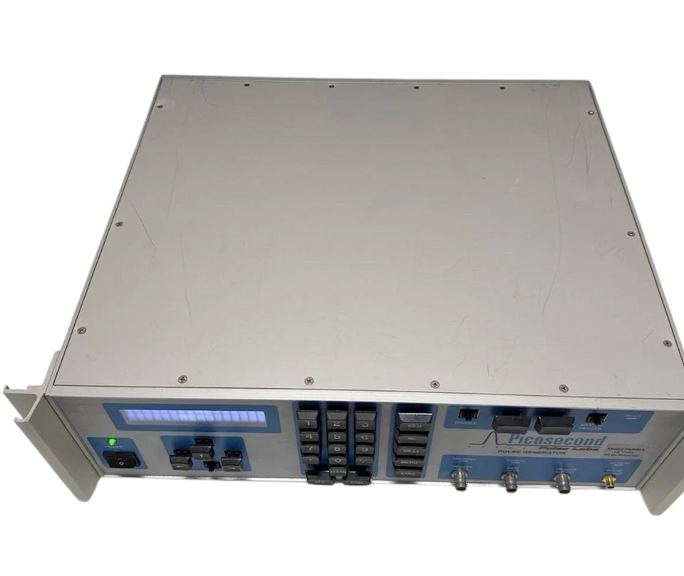 GENERADOR DE LABORATORIOS DE PULSOS DE PICOSEGUNDOS MODELO 10.050A Foto 2 de 4