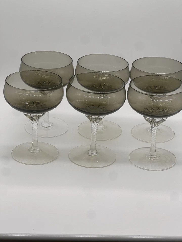 Juego de 6 copas de champán vintage de cristal ahumado Sasaki Hawthorne - 8 oz Foto 2 de 4