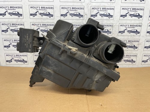 Land-Rover Discovery-4 Air Filter Box with MAF Meter (L319) 4R8Q-12B579-AC - Picture 4 of 15
