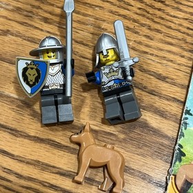 2013 Lego Castle “Forest Ambush” (70400)  Retired 4 Mini Figures Almost Complete