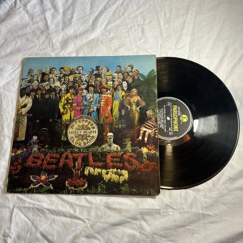 The Beatles Sgt. Pepper's - 1st Press - UK 1967 Mono - PMC 7027 - VG COPY