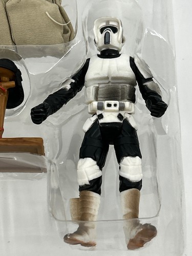 Star Wars Saga Deluxe Figuren Endor Victory Actionfigur Spielset - Bild 2 von 5