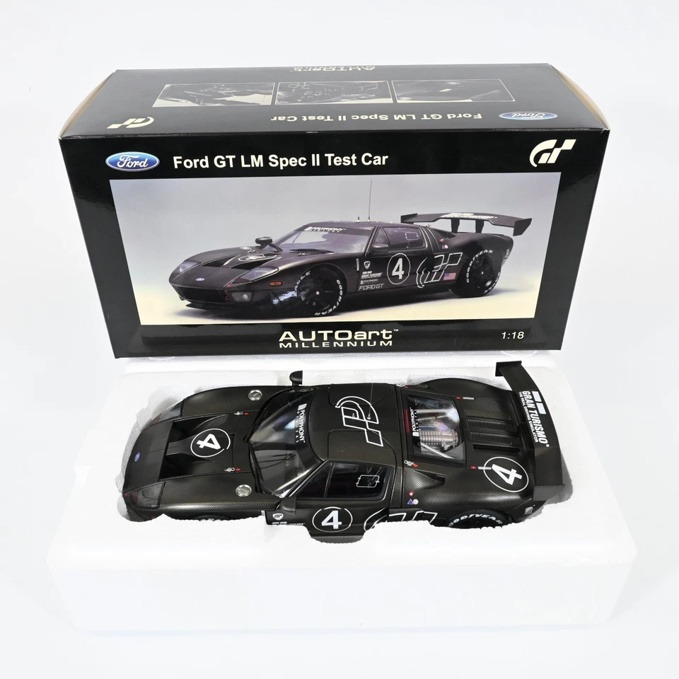 AUTOart Millennium 1/18 Ford GTLM Spec II Test Car Diecast Model Car Display - Image 2 of 4