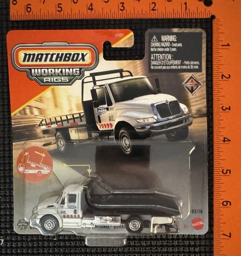 2025 MATCHBOX WORKING RIGs-     "International Durastar 4400" Tow Truck Rollback