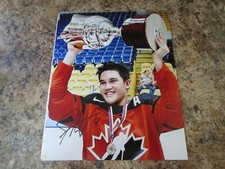 JETT WOO SIGNED 8X10 MATTE PHOTO VANCOUVER CANUCKS MOOSE JAW WARRIORS (F)