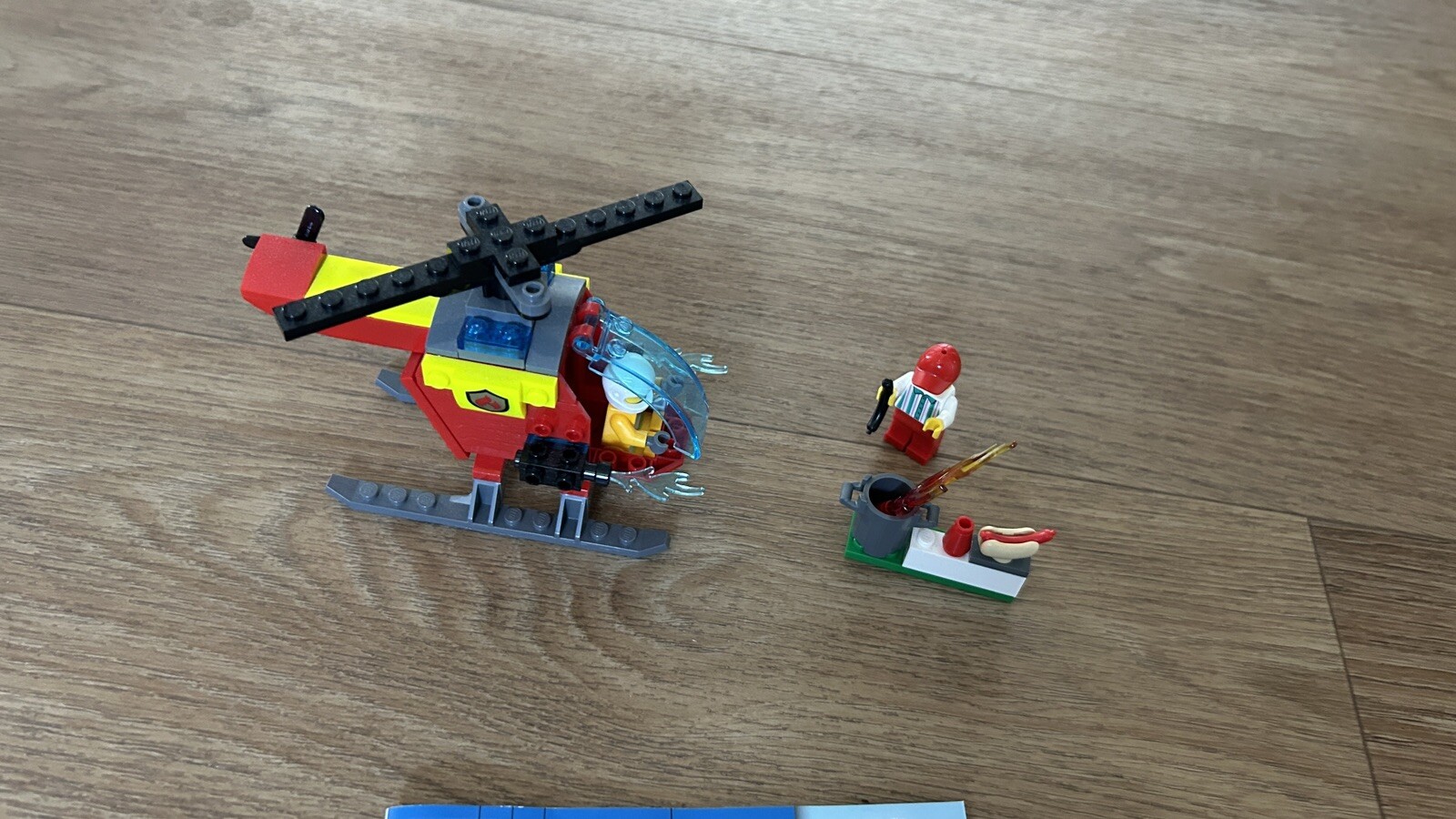 Bild 1 von 2