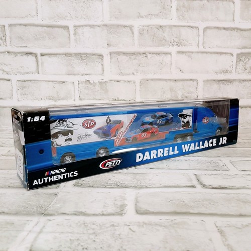 2019 Wave 1 Bubba Wallace 2018 STP Darlington Hauler 1/64 NASCAR Authentics - 第 7/12 張圖片