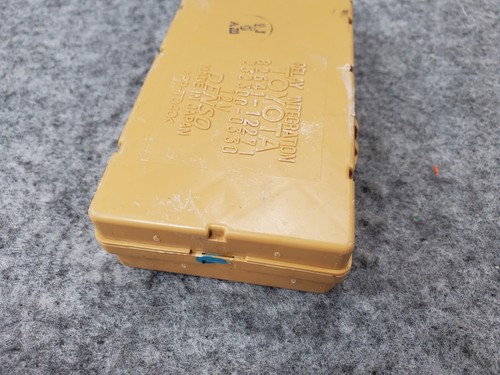 2004 2005 2006 2007 2008 TOYOTA COROLLA Relay Integration Module 82641-12271 OEM - Picture 7 of 12