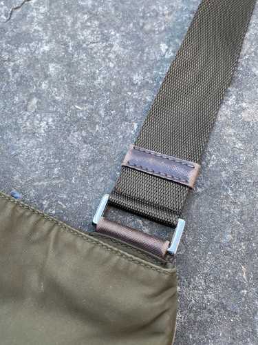 Authentic Prada nylon crossbody faded bag os made in italy - Picture 7 of 12