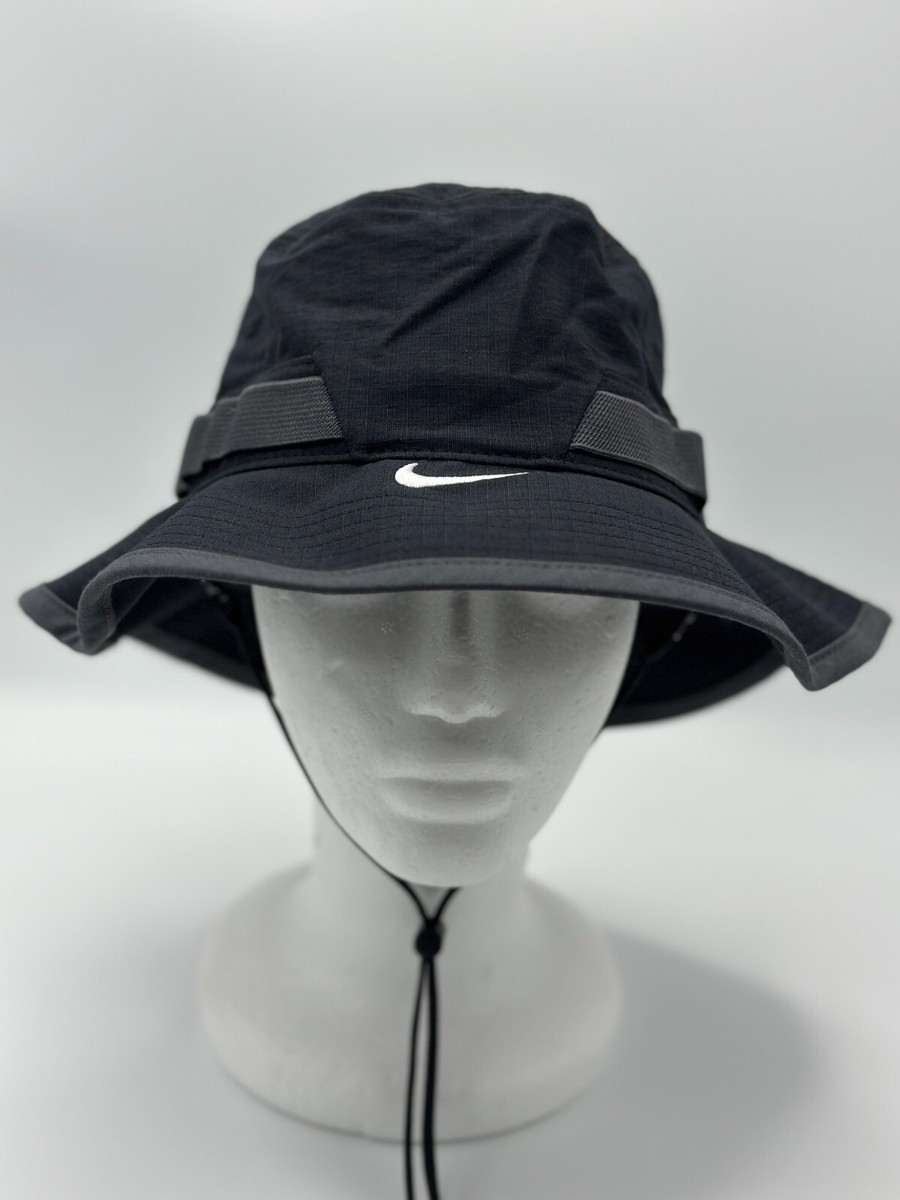 black nike bucket hat