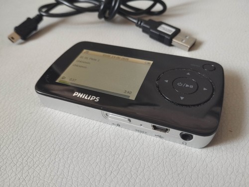 MP3 Philips GOGEAR 2 GB Rojo Con Cable Cargador USB - Imagen 5 de 7