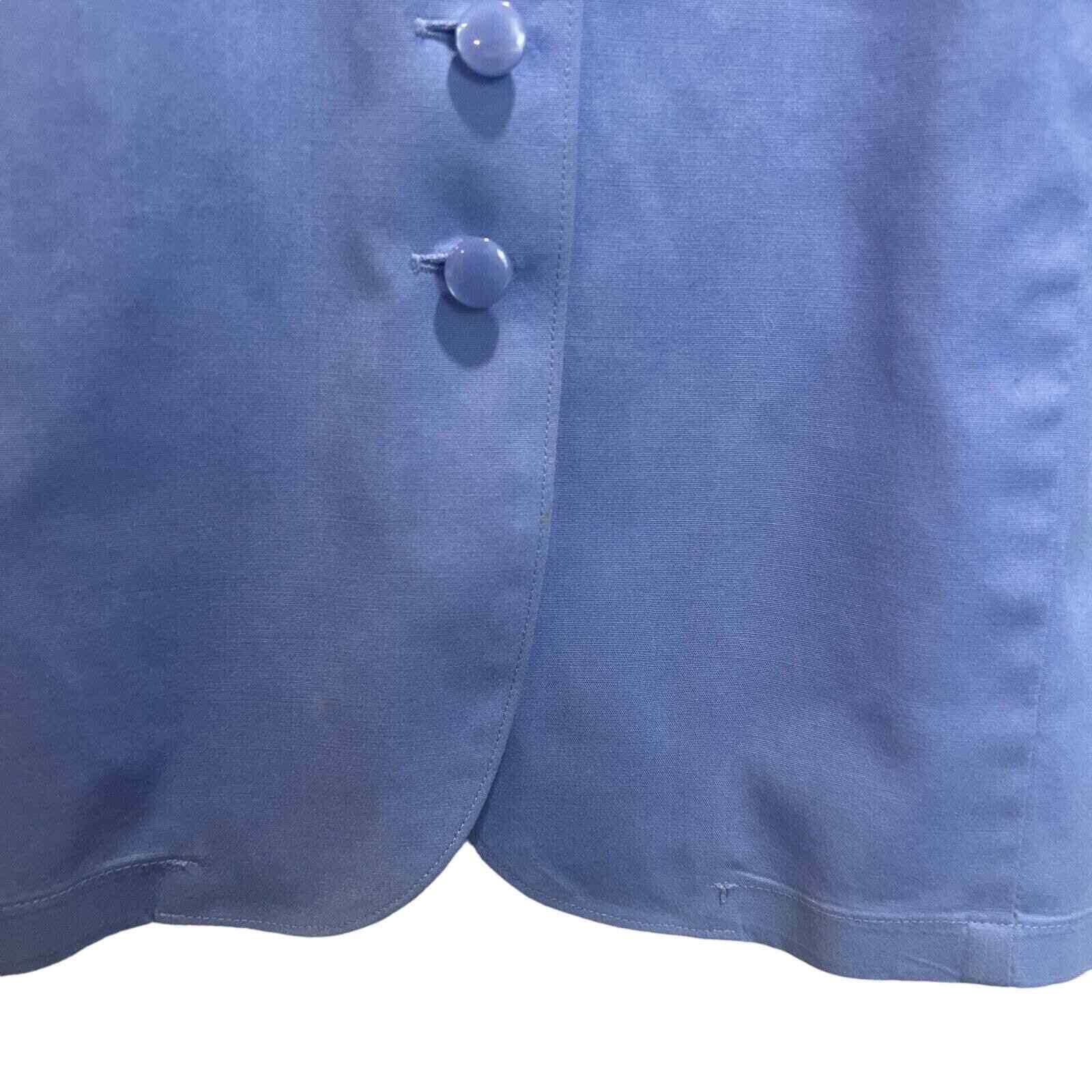 Talbots Wrinkle Resistant Fitted Button up Blue S… - image 4