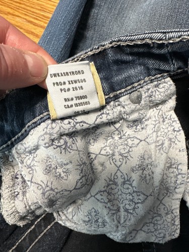 Big Star Kayla Straight Distressed Jeans With Embroidered Pockets Size 27R - Picture 11 of 13