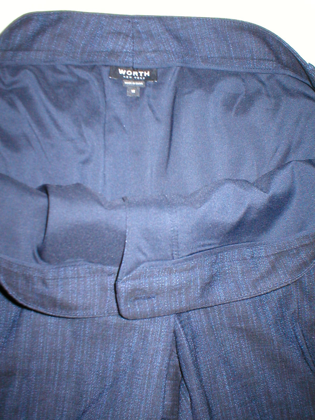 Picture 3 of 6