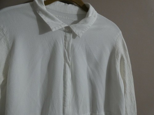 Essential Mood Sita Murt Women's 44 White Viscose Top with Wool Contrast Sleeves - Picture 2 of 9