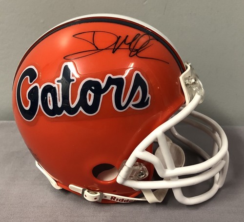 Mini casco de fútbol americano Coach Dan Mullen firmado por los Florida Gators Riddell con certificado de autenticidad de la JSA - Imagen 5 de 9