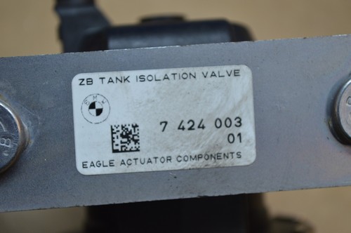 2019 G30 BMW 5 SERIES 530E EMISSION PURGE SOLENOID CONTROL VALVE WITH BRACKET - Picture 7 of 8