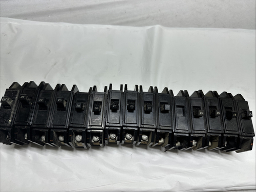 WESTINGHOUSE QUICKLAG BREAKER LOT of 15 ~ 20 AMP 15 AMP UNTESTED SEE PHOTOS