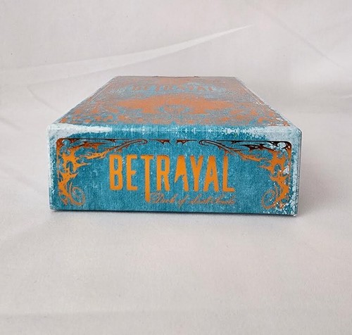 Betrayal Deck of Lost Souls Card Game Tarot-Inspired Secret Roles Game Ages 12+ - Picture 4 of 14
