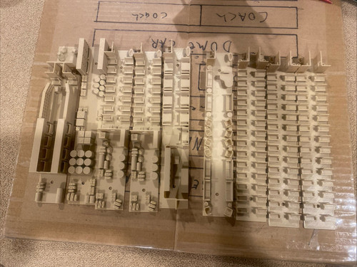 HO Scale 60’ Harriman Interior’s Set Of 9 Fit Roundhouse Read Please - Picture 1 of 24