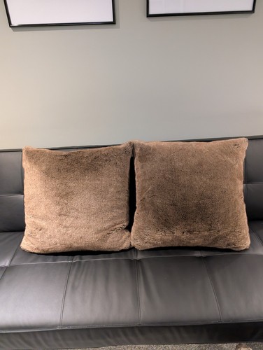 Restoration Hardware lot of 4 RH Luxe Faux Fur Pillow Covers in Mink 22 x 22 - Picture 2 of 5