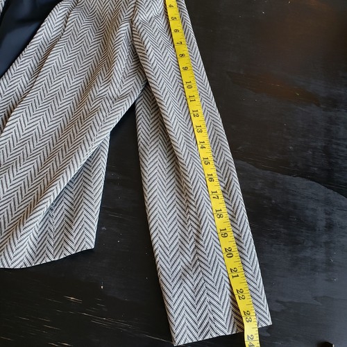 Vintage Kasper Midi Rock Anzug 6 schwarz weiß Chevron Streifen Viskose Köper Taschen  - Bild 11 von 19