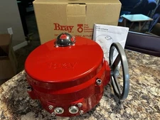 BRAY 70-0121-113DA-536K SERIES 70 ELECTRIC ACTUATOR W/ HEATER & AUX SWITCHES NEW