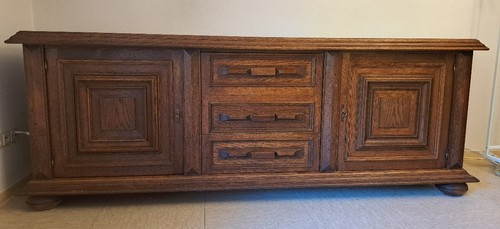 Sideboard Anrichte, Antik, Eiche massiv, re. u. li. Türen, Mitte 3 Schubladen - Bild 11 von 12